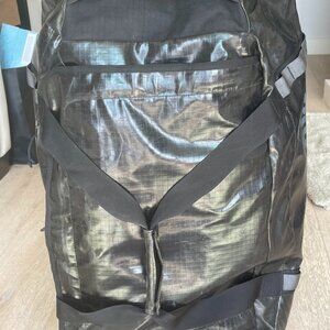 Patagonia Black Hole Wheeled Duffel 70L - 1st Gen (Style 49382)